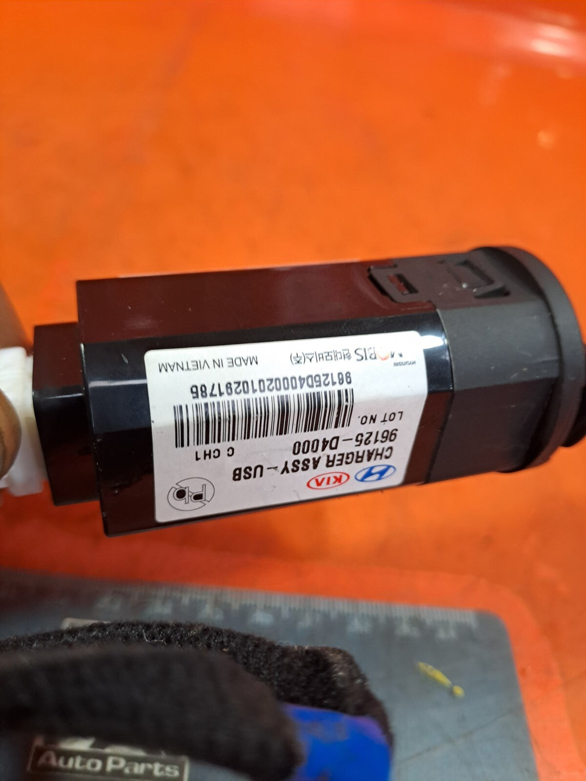 ✅2021 KIA STONIC GT-LINE 1.0P USB CHARGING SOCKET PORT 96125-D4000 A240 - Image 9