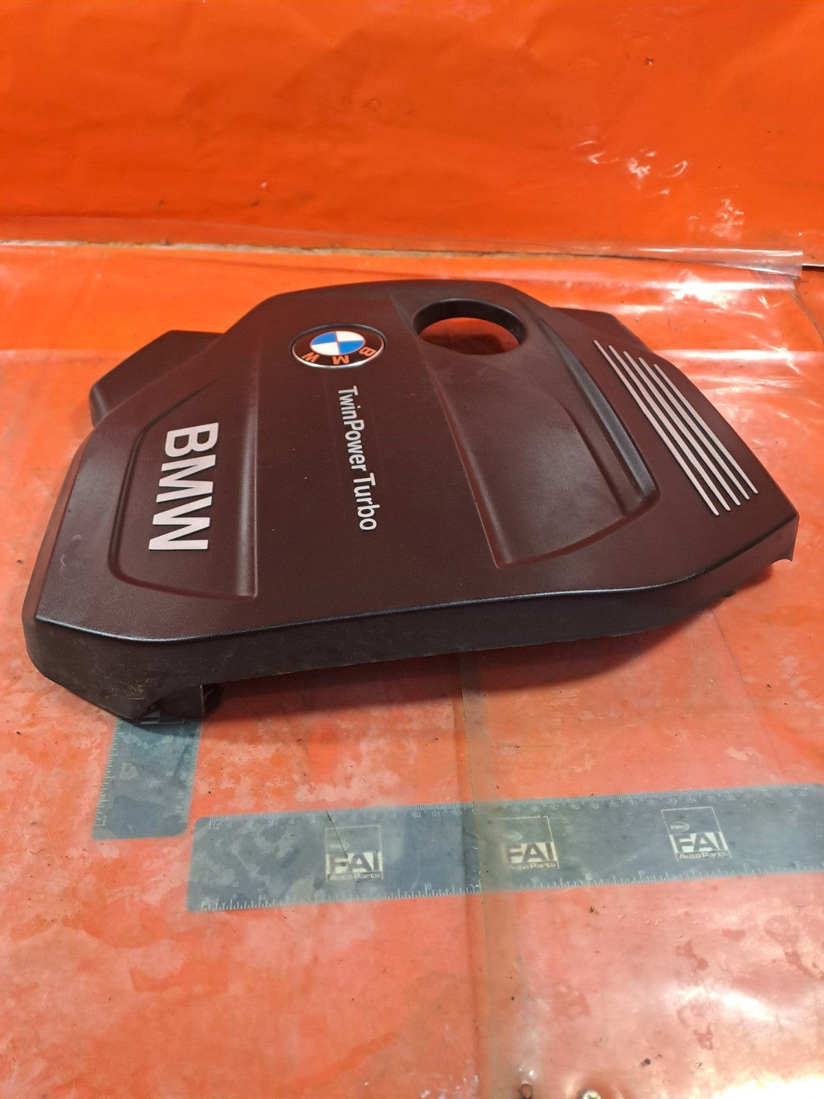 ✅2012 BMW 3 SERIES F30 2.0D ENGINE TOP COVER 8514198 + WARRANTY A321 - Image 2