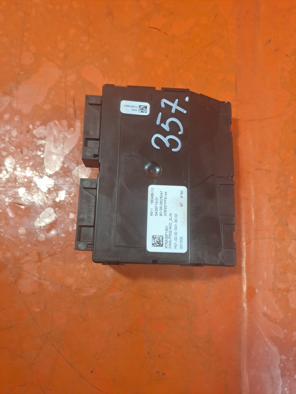 ebay-src:https://i.ebayimg.com/00/s/mtywmfgxmjaw/z/wruaaeswq~1pqtli/$_57.jpg
