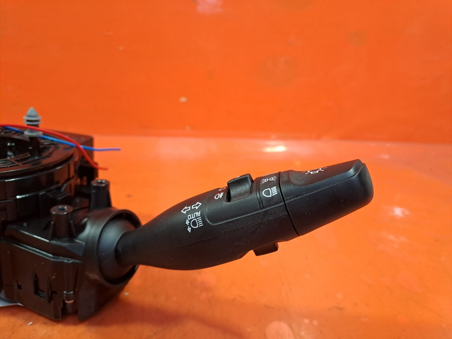 ebay-src:https://i.ebayimg.com/00/s/mtiwmfgxnjaw/z/v-waaoswymnnudb2/$_57.jpg