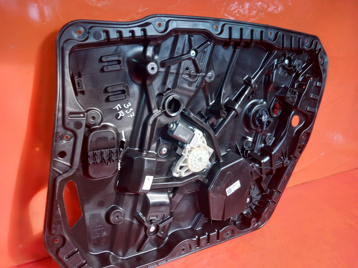 ebay-src:https://i.ebayimg.com/00/s/mtiwmfgxnjaw/z/kmyaaeswv91qtilf/$_57.jpg