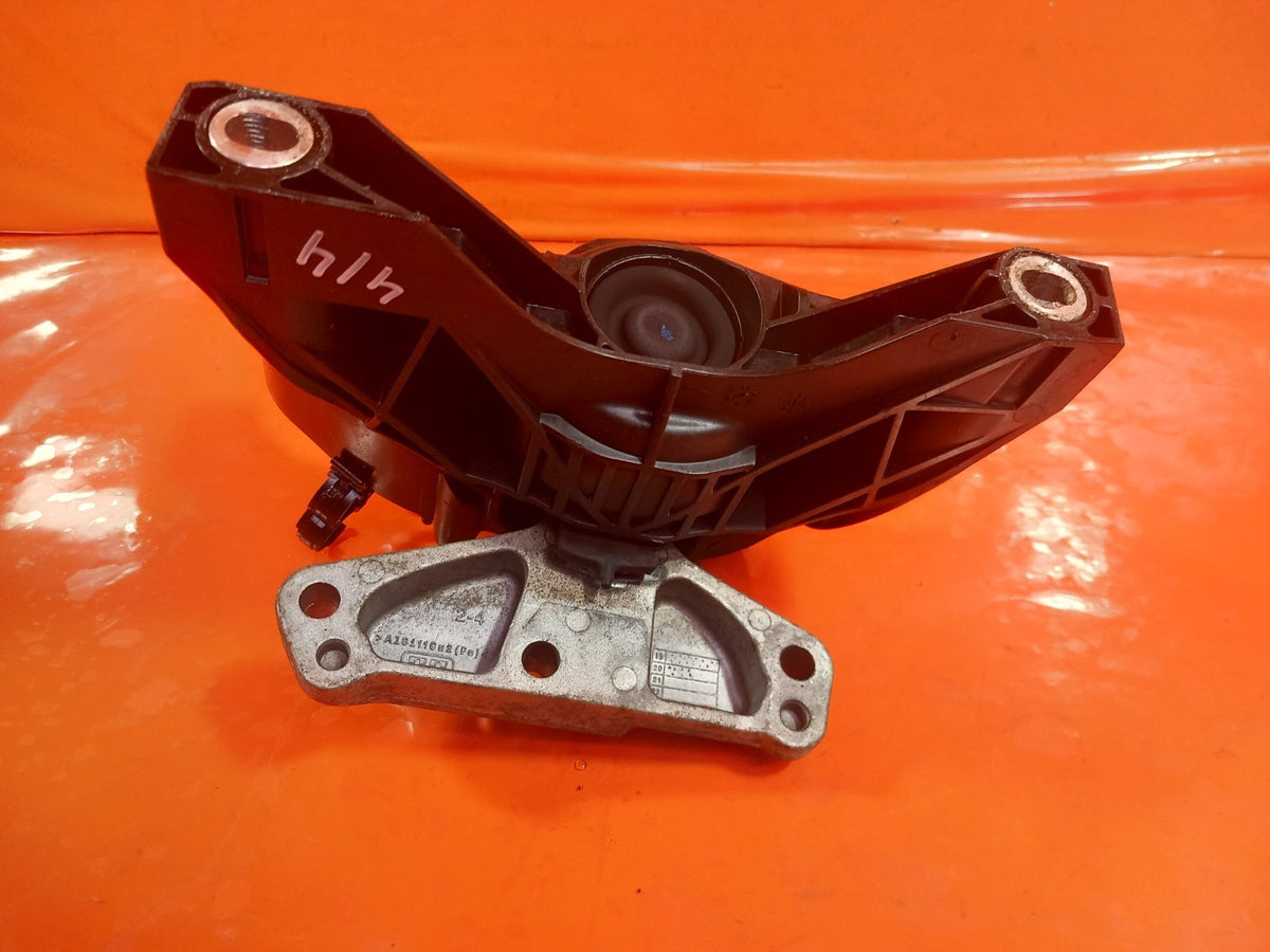 ebay-src:https://i.ebayimg.com/00/s/mtiwmfgxnjaw/z/w6eaaeswm5rqthrj/$_57.jpg