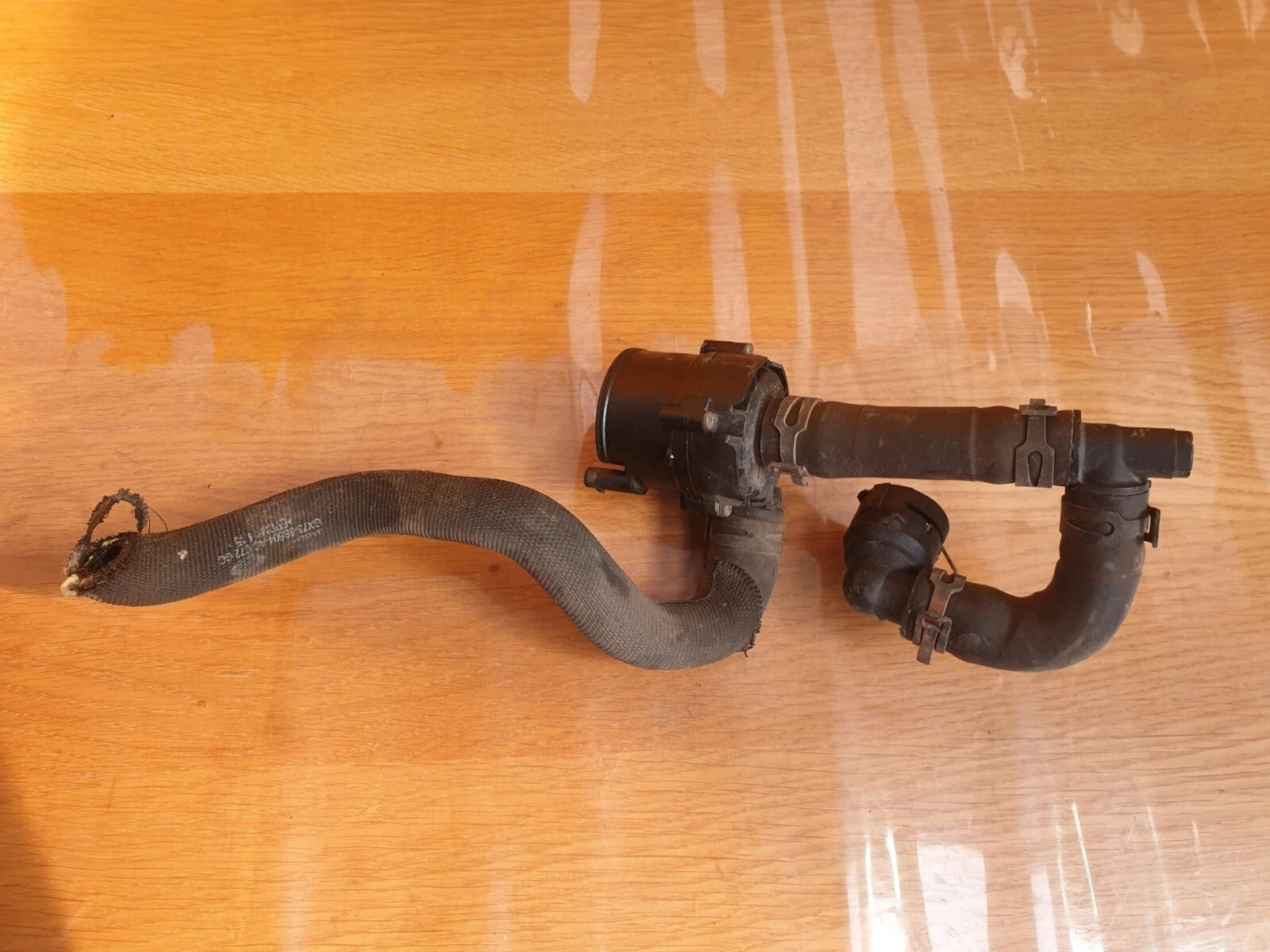 ebay-src:https://i.ebayimg.com/00/s/mtiwmfgxnjaw/z/sdaaaesw9npqay4h/$_57.jpg