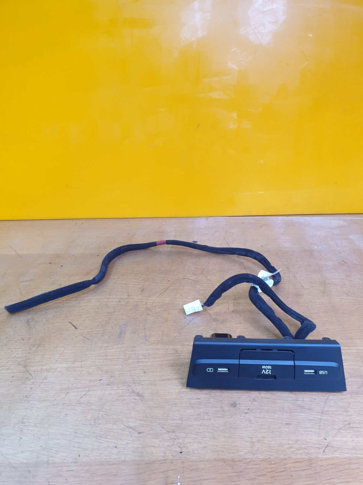 ✅2023 HYUNDAI I20 MK3 AUX USB PORT CHARGE SOCKET UNIT 96125-Q0120 +WARRANTY A189 - Image 11