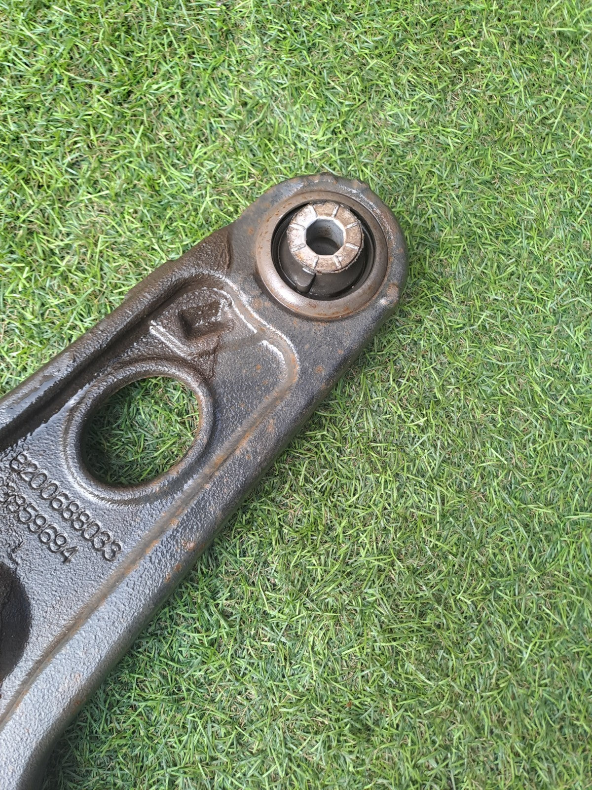 ✅RENAULT Trafic III Sl27 2016 1.6 Diesel FRONT LEFT LOWER CONTROL ARM WISHBONE - Image 8