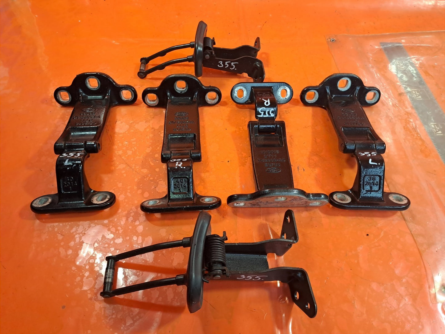 ✅FORD TRANSIT CONNECT 1.6 DIESEL 2015 REAR DOOR HINGES SET DT11V42982AC Warranty - Image 1