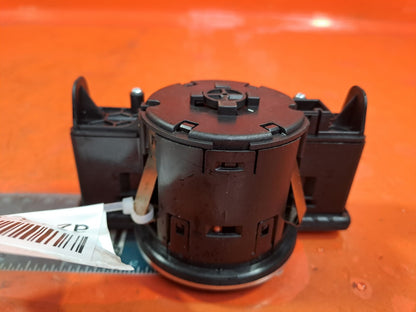 ✅MERCEDES W176 A180 1.6 PETROL 2012 HEADLIGHT CONTROL SWITCH A2129050651 A213 - Image 12