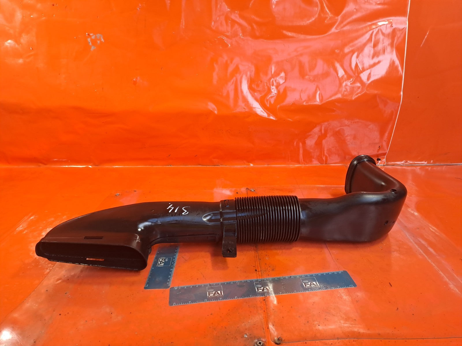 ebay-src:https://i.ebayimg.com/00/s/mtiwmfgxnjaw/z/vyaaaeswjvbpiao1/$_57.jpg