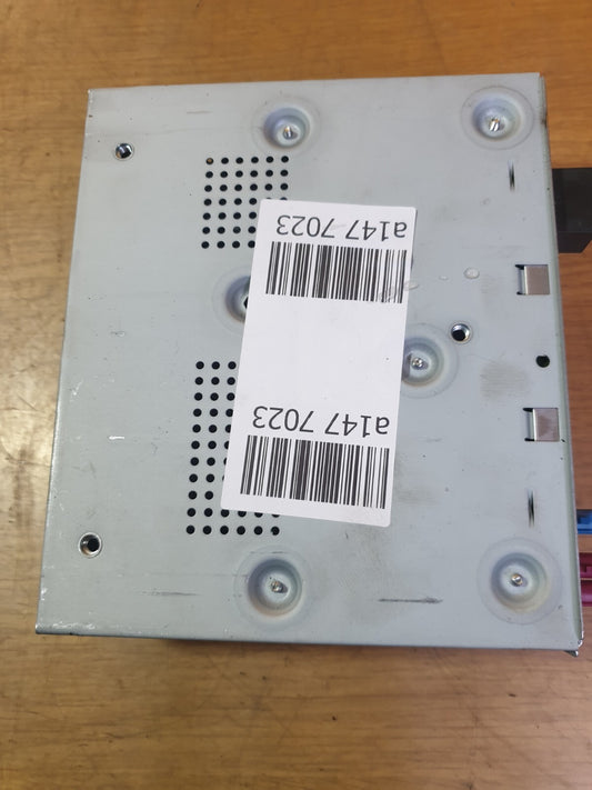 ✅Mercedes C Class W205 2014 Rear Tuner Digital Radio Control Unit A2229001408 - Image 2