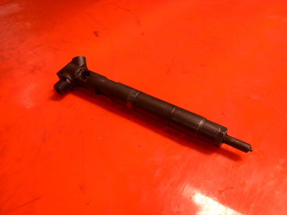2013 Mercedes E-Class W212 2.1 Diesel Fuel Injector A6510704987 Warranty A109 - Image 3