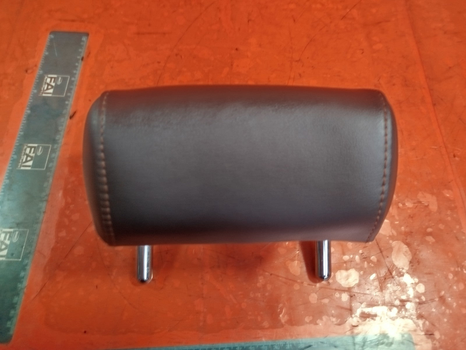 ✅CUPRA FORMENTOR 1.4 PETROL 2023 REAR LEATHER MIDDLE CENTRE HEADREST Warranty - Image 3