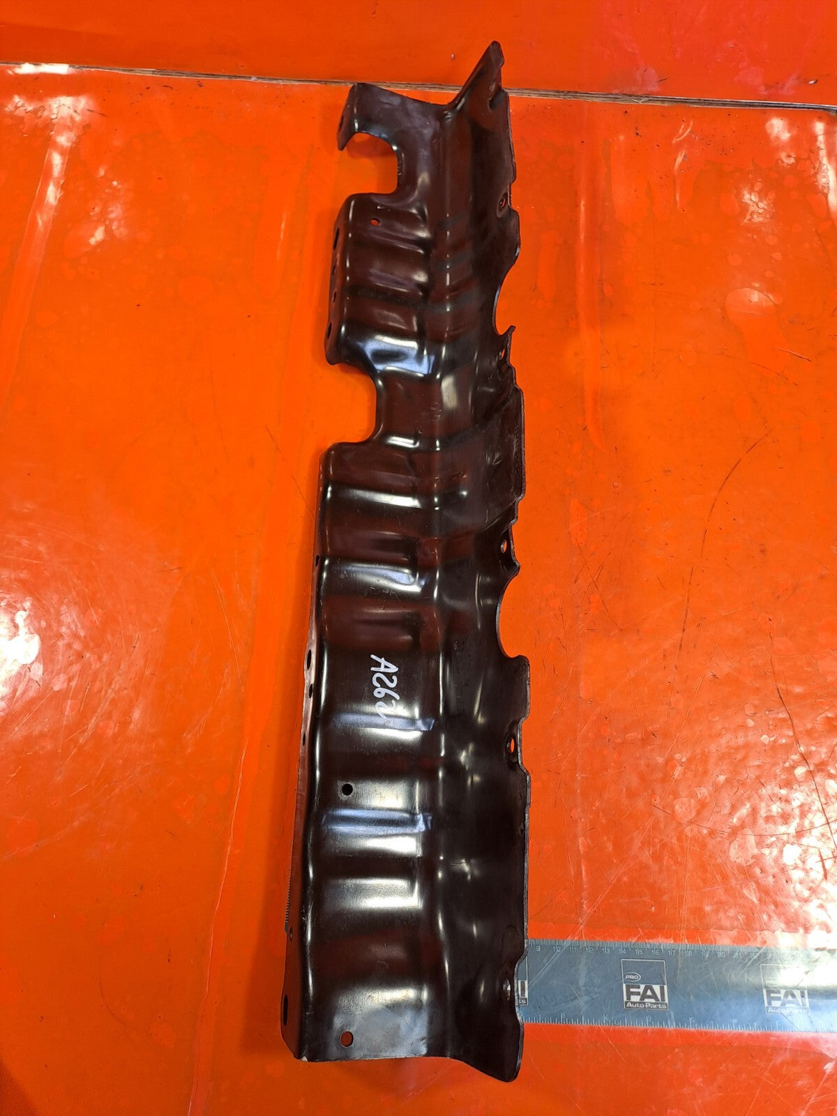✅TESLA MODEL 3 LONG RANGE 2020 BATTERY PACK REAR SUPPORT MOUNT BRACKET A262 - Image 3