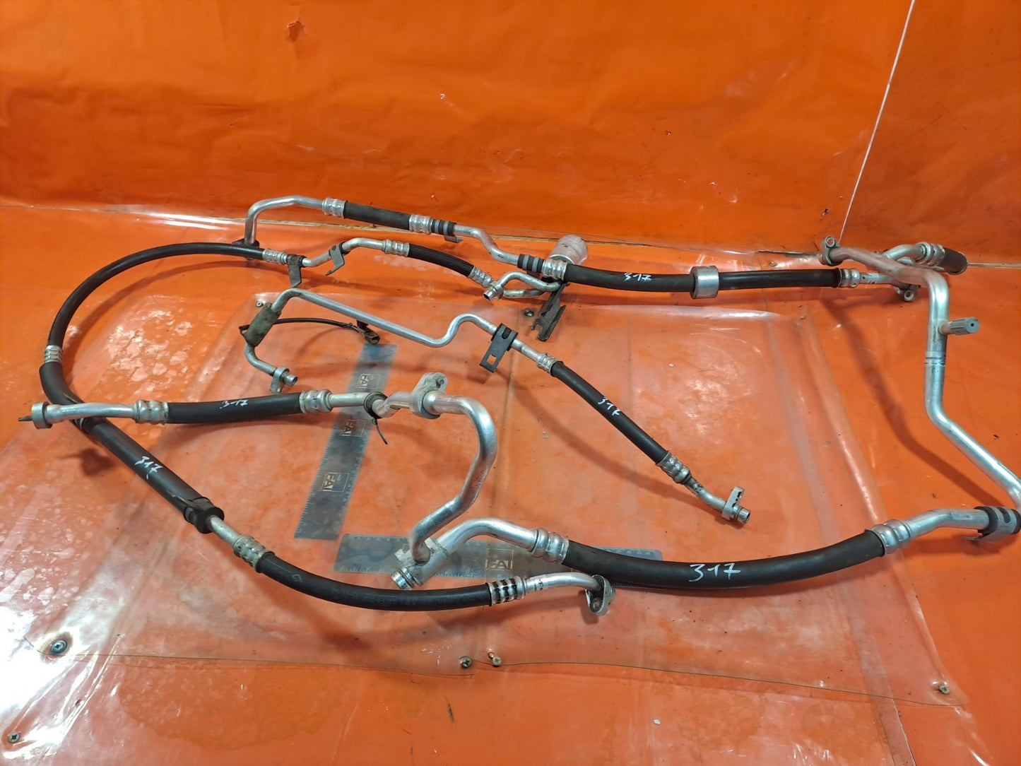 ✅RENAULT ZOE DYNAMIQUE 2015 A/C AIR CON PIPES HOSES 924541321R 924901059R A317 - Image 9