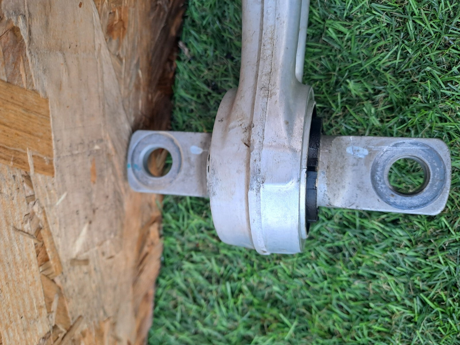 2024 TESLA MODEL 3 LONG FRONT RIGHT LOWER SUSPENSION ARM 1344341-00-B A207 - Image 8