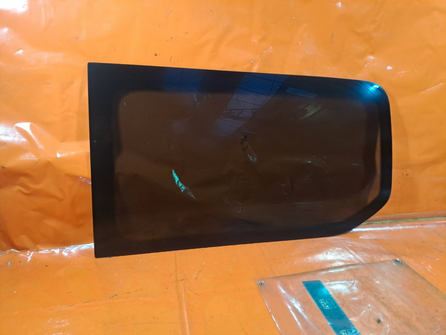 ✅FORD GRAND TOURNEO CONNECT VW CADDY 2024 REAR LEFT QUARTER SIDE GLASS A341 - Image 2