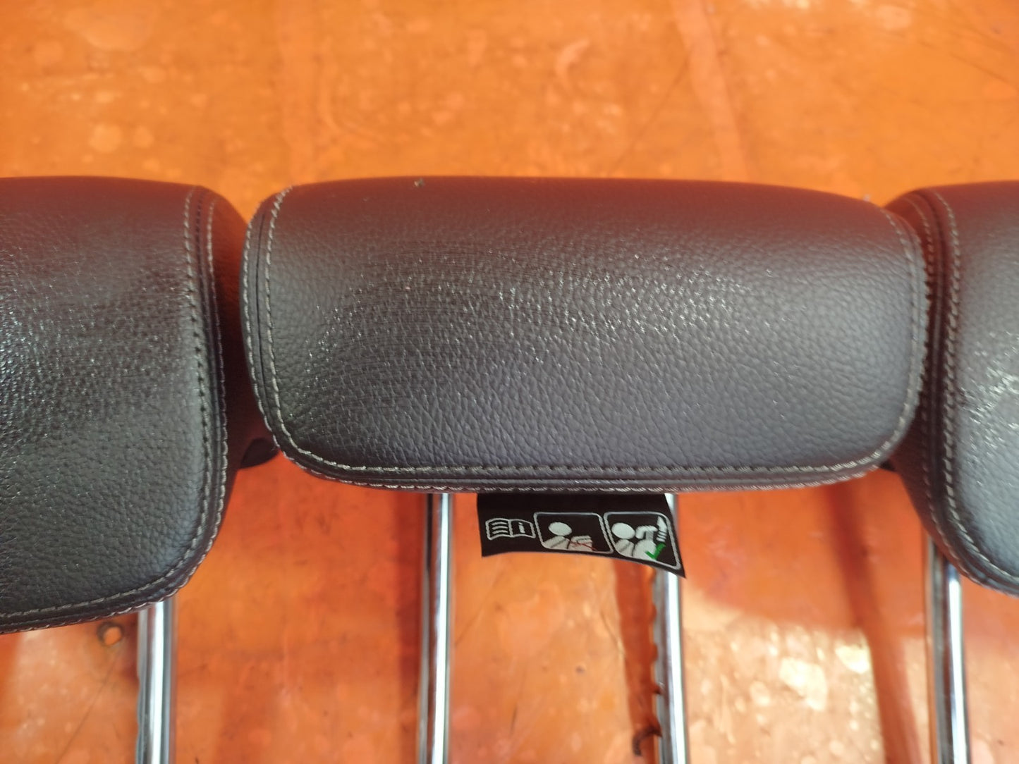 ✅MERCEDES W177 A180 SPORT 1.5 DIESEL 2019 REAR LEATHER HEADRESTS Warranty A260 - Image 6