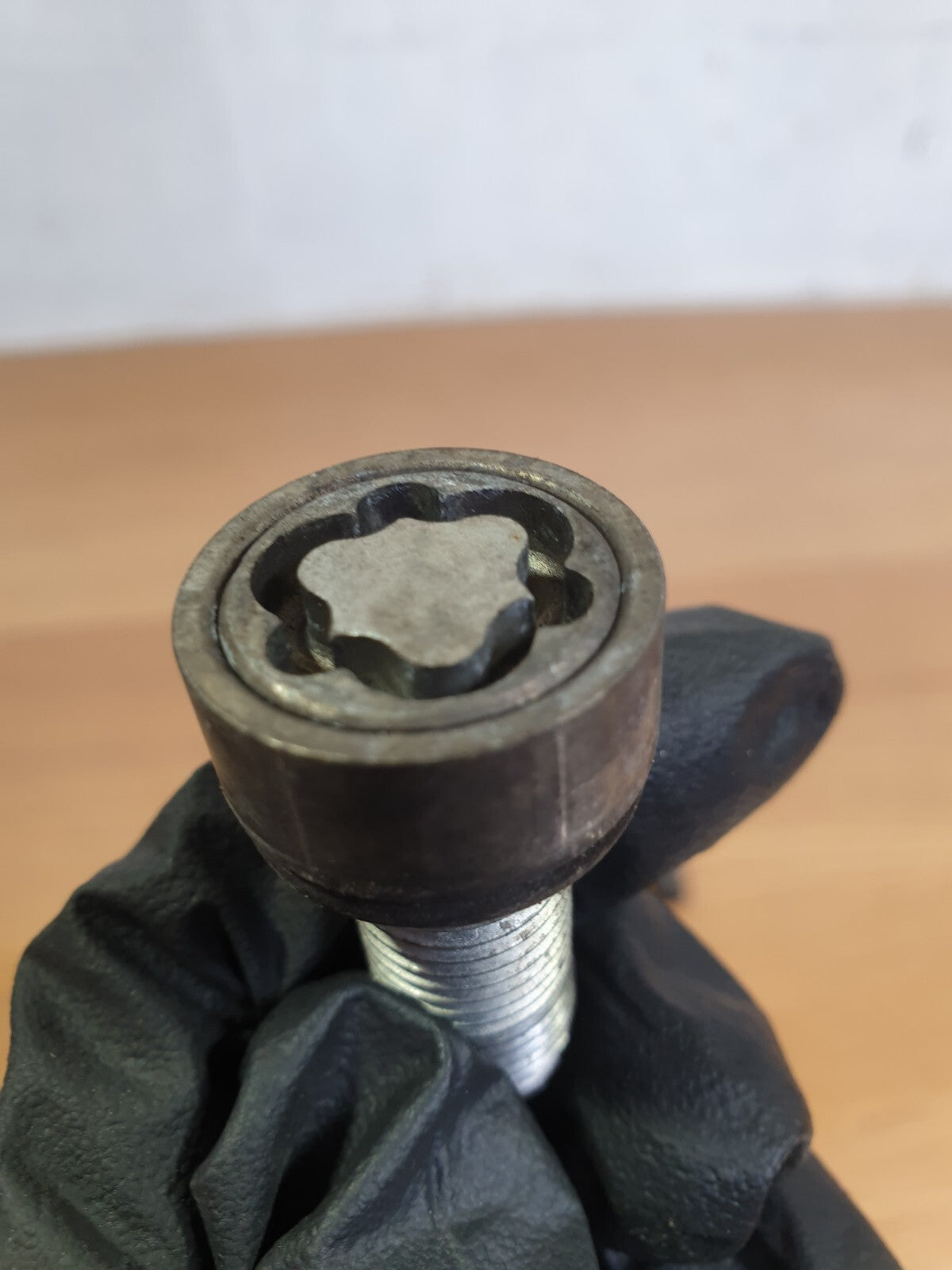 ✅AUDI A1 SPORT 1.0 PETROL 2020 LOCKING WHEEL BOLTS Warranty A203 - Image 8