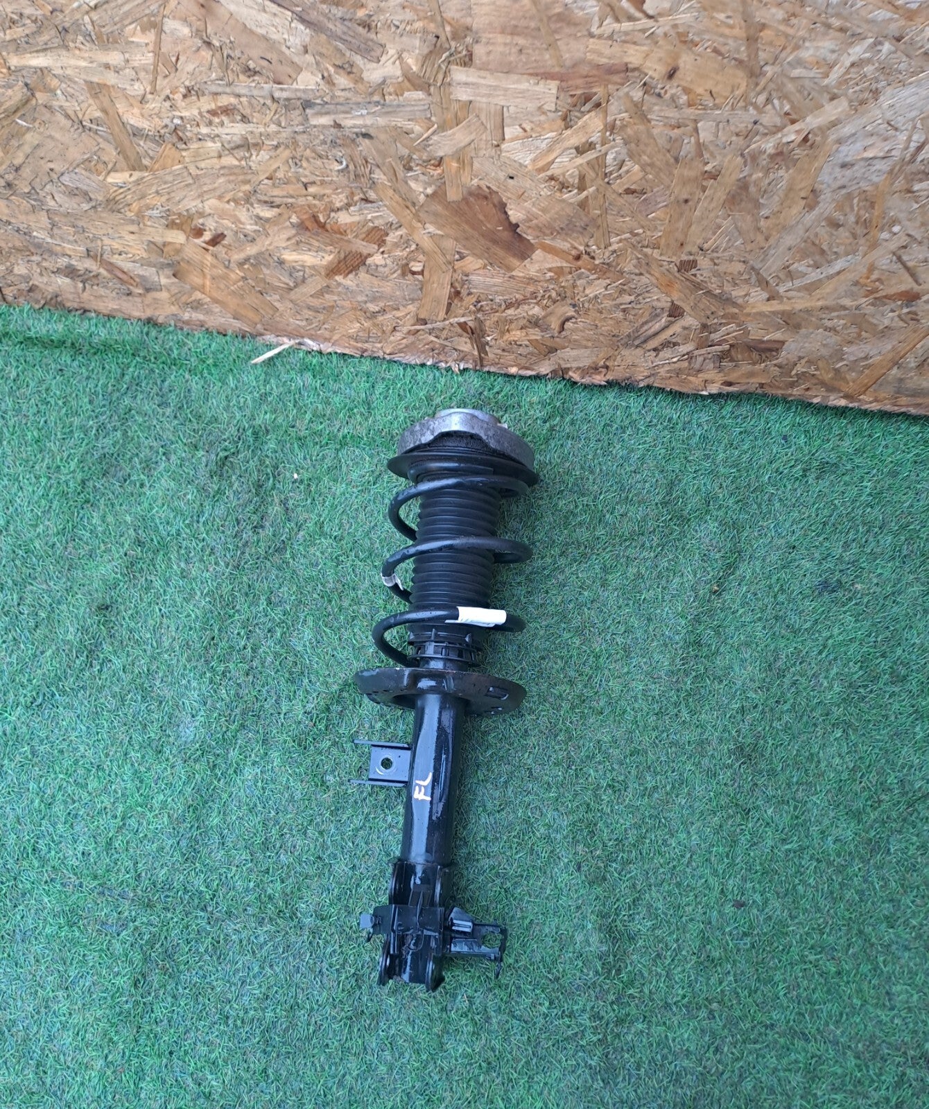 ✅Mercedes A-Class A 180 1.6 Petrol 2012 FRONT LEFT SUSPENSION SHOCK ABSORBER - Image 1