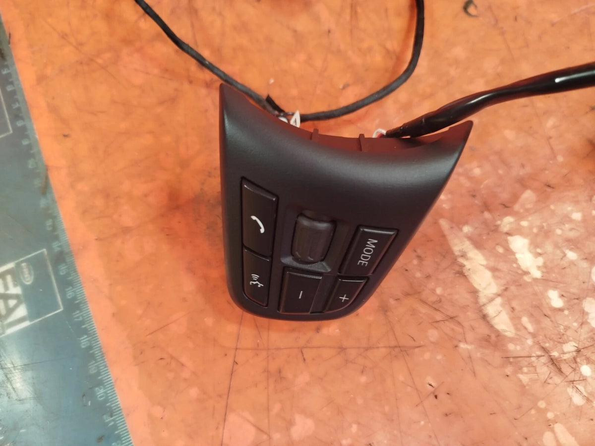 ebay-src:https://i.ebayimg.com/00/s/mtiwmfgxnjaw/z/ruwaaeswzr1q0ldh/$_57.jpg