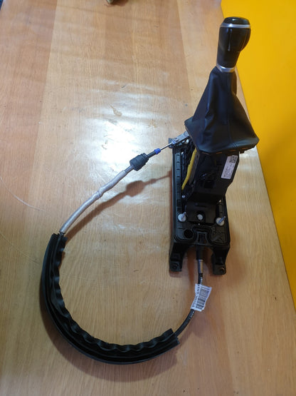 ✅2022 VW T-ROC 1.5 PETROL AUTOMATIC GEAR SHIFTER & LINKAGE 5Q0713061A A192 - Image 4
