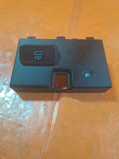 ebay-src:https://i.ebayimg.com/00/s/mtywmfgxmjaw/z/wamaaeswmnppqtwp/$_57.jpg