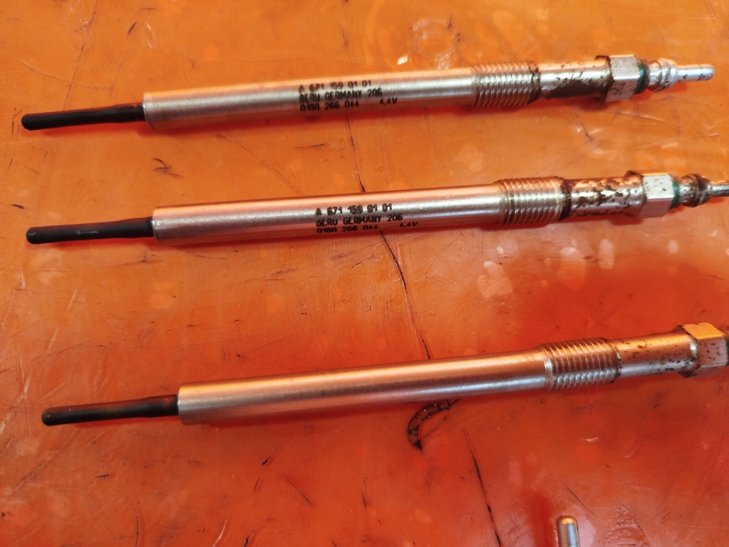 ✅SSANGYONG KORANDO S 2.0 DIESEL 2013 GLOW PLUG 1x 0100266044 A6711590101 A282 - Image 10