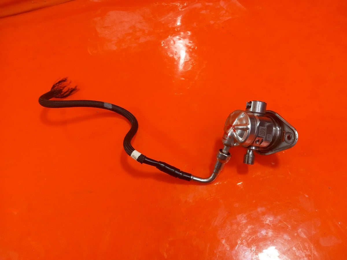 ebay-src:https://i.ebayimg.com/00/s/mtiwmfgxnjaw/z/jwsaaeswdw5qp88t/$_57.jpg