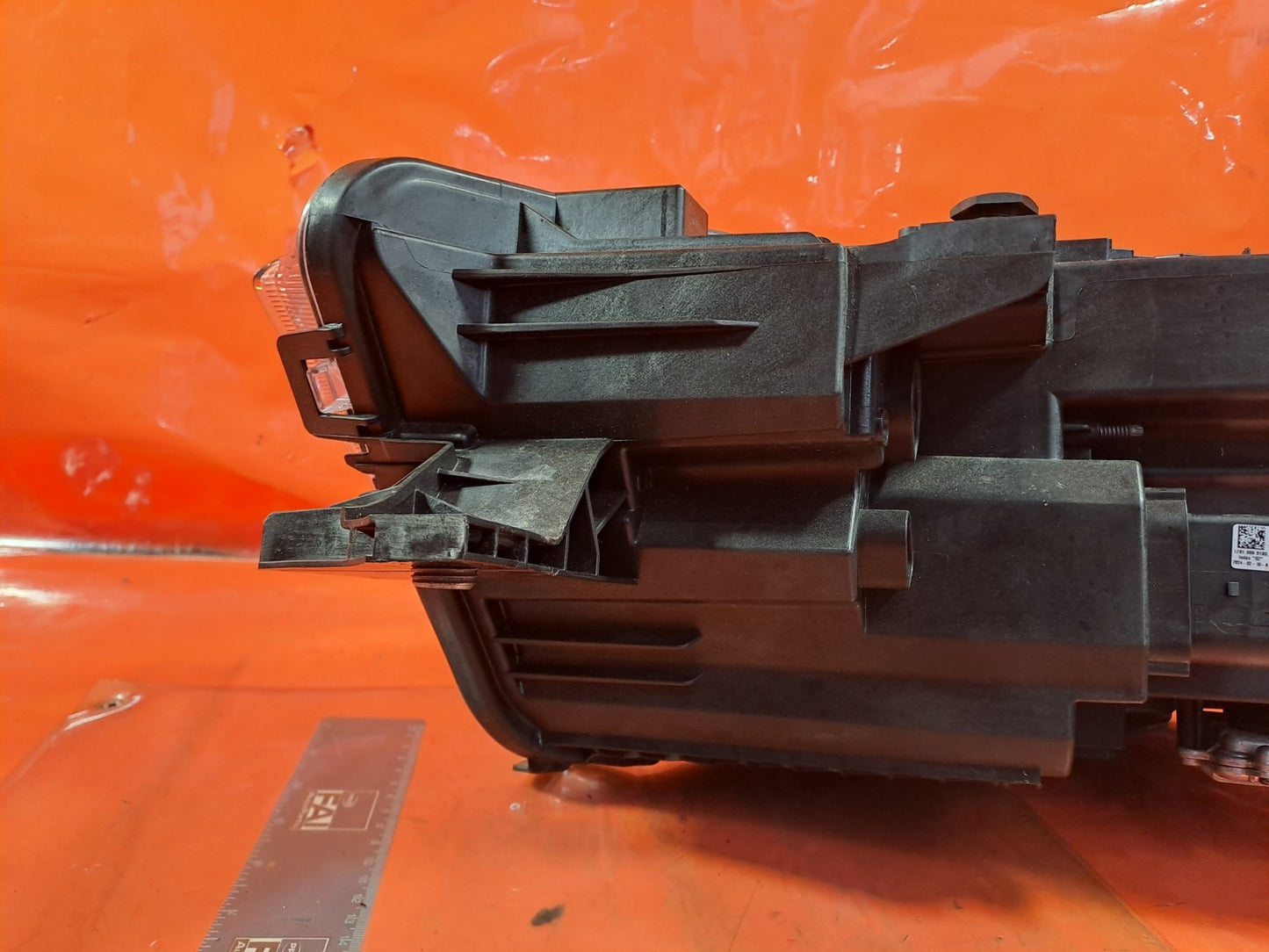 ebay-src:https://i.ebayimg.com/00/s/mtiwmfgxnjaw/z/agcaaeswykrpglfq/$_57.jpg