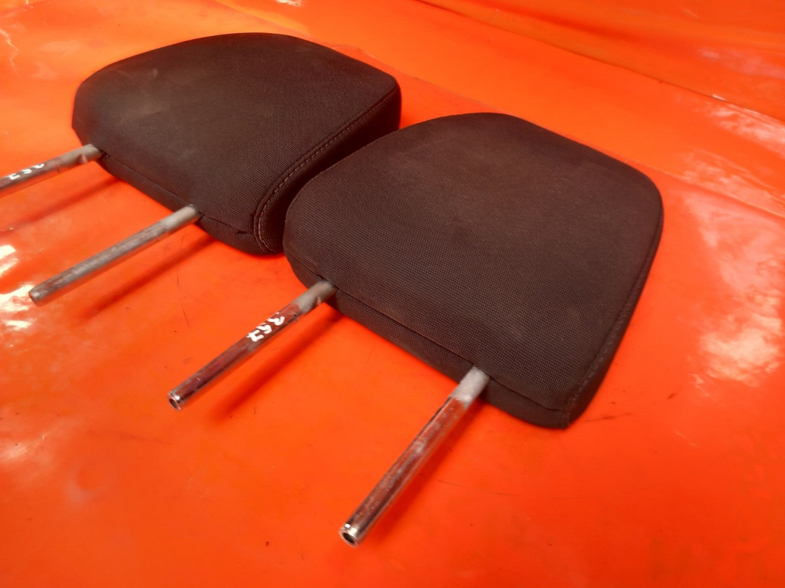 Ford Transit Custom 2.0 Diesel 2020 Front Headrests Warranty A351 - Image 5