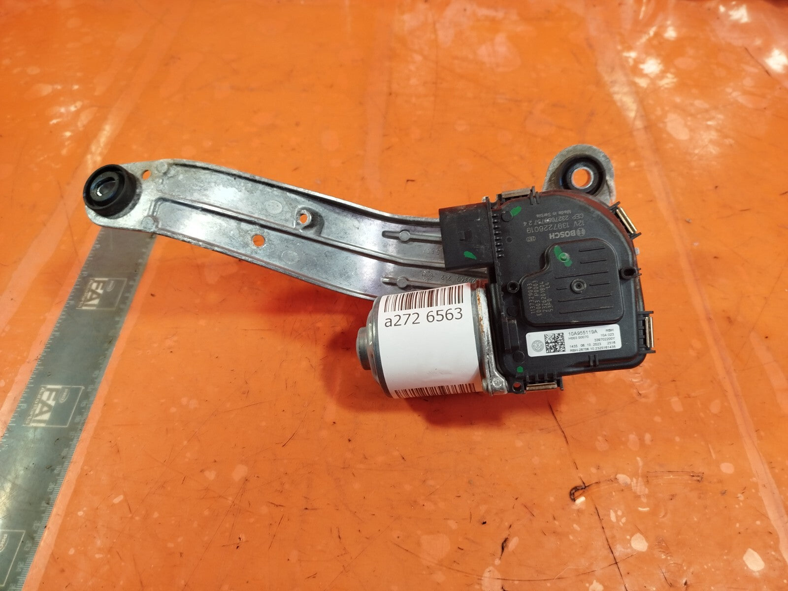 ✅CUPRA BORN V2 Ev 2023 FRONT LEFT WINDSCREEN WIPER MOTOR 10A955113A 10A955119A - Image 1