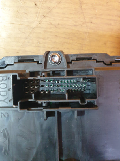 ✅2022 TESLA MODEL Y RIGHT BODY COMFORT CONTROL UNIT 1657650-39-A + WARRANTY A172 - Image 6