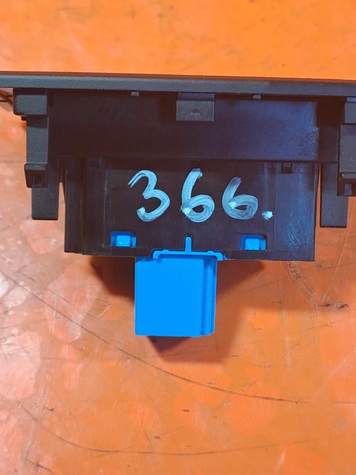 ✅FORD TOURNEO CONNECT VW CADDY 2.0 DIESEL 2024 HAZARD SWITCH 2K7919221A Warranty - Image 11