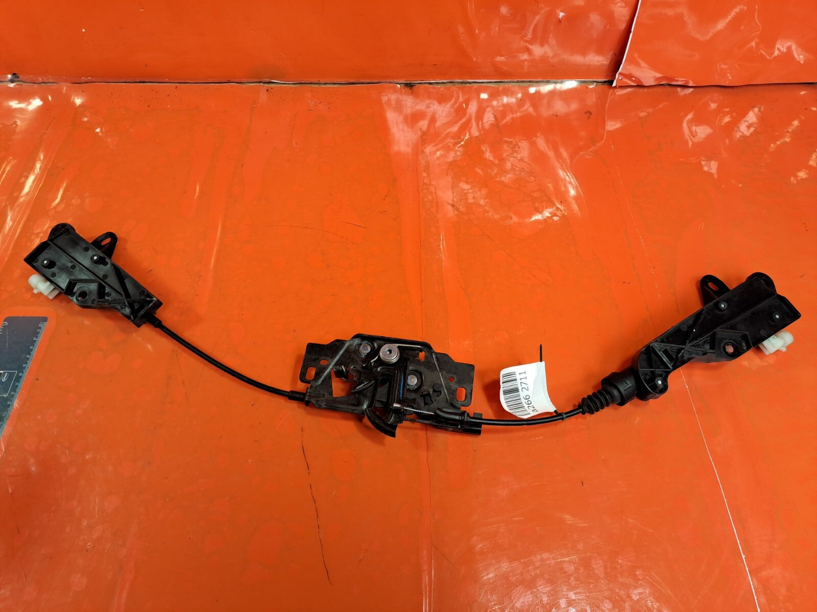 ✅Tesla Model 3 Long Range 2020 Bonnet Hood Lock Latch 1033011-00-G 1098789-00-D - Image 1