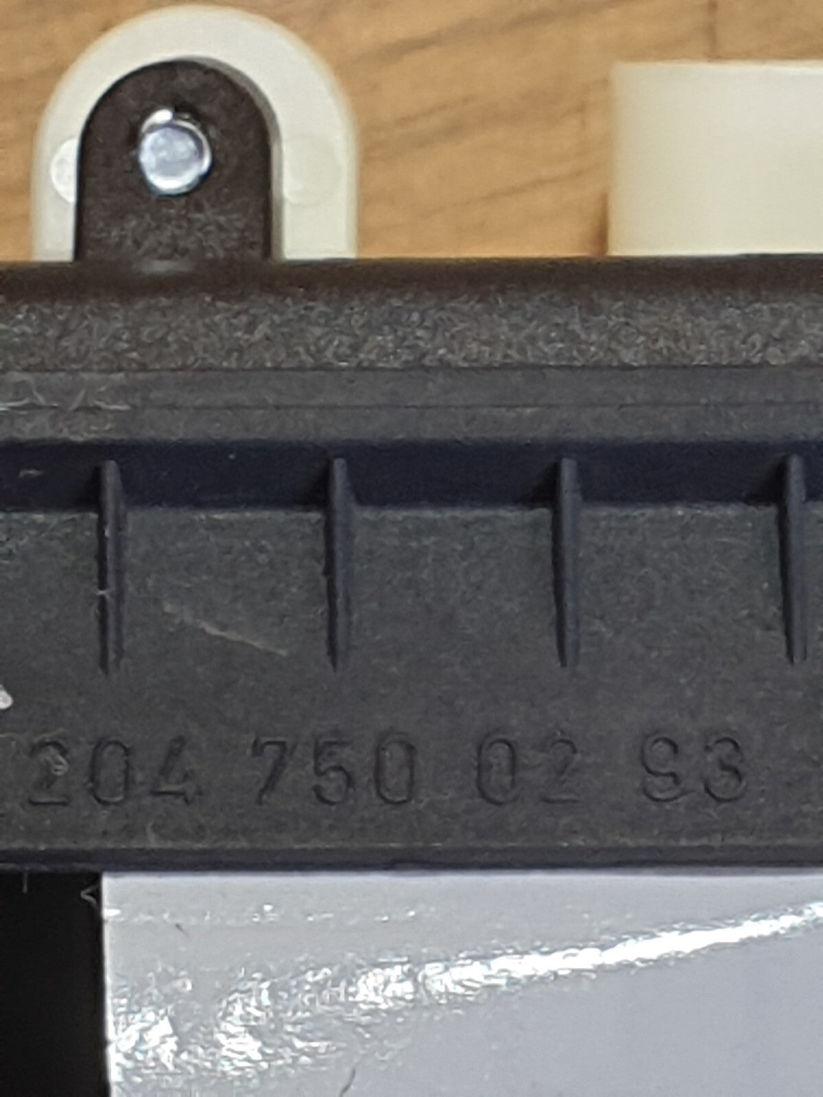 ebay-src:https://i.ebayimg.com/00/s/mtywmfgxmjaw/z/jiiaaoswlmvmvirz/$_57.jpg