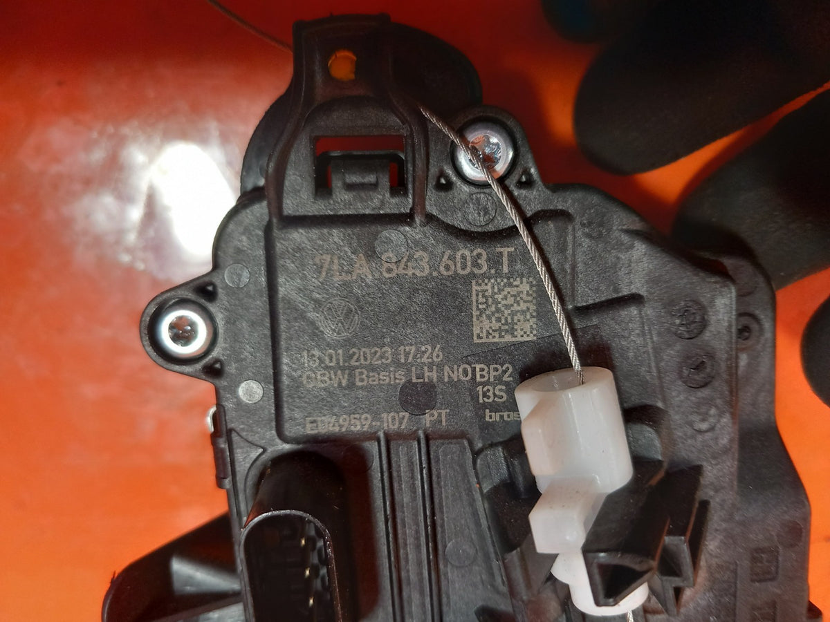 ebay-src:https://i.ebayimg.com/00/s/mtiwmfgxnjaw/z/9cuaaeswxavqzfoq/$_57.jpg
