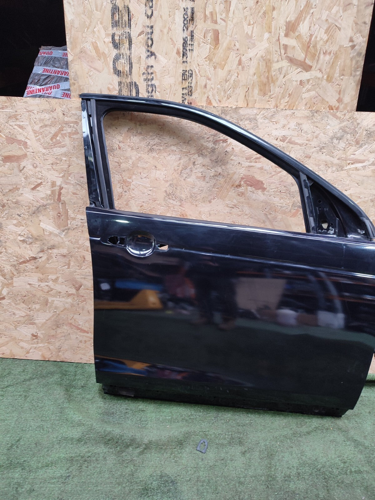 ✅2016 LAND ROVER DISCOVERY SPORT L550 FRONT RIGHT DRIVER SIDE DOOR BLACK A155 - Image 1