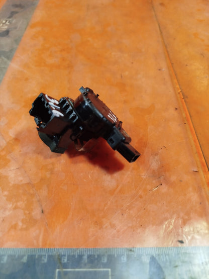 ebay-src:https://i.ebayimg.com/00/s/mtywmfgxmjaw/z/o3caaeswxzppqrcn/$_57.jpg
