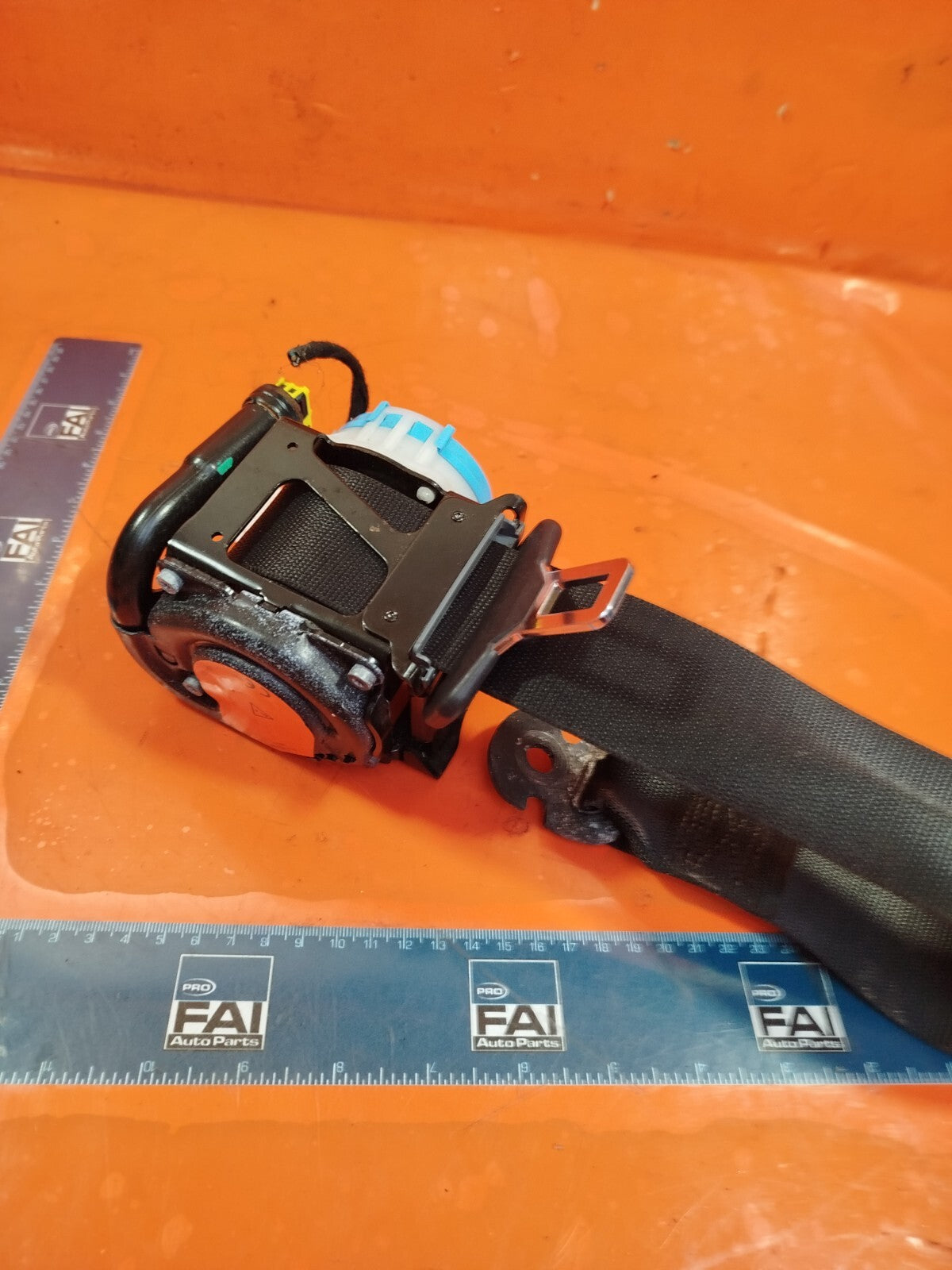 ✅MERCEDES W176 A180 AMG SPORT 1.5 DIESEL 2013 REAR LEFT SEAT BELT 307492399228AH - Image 9