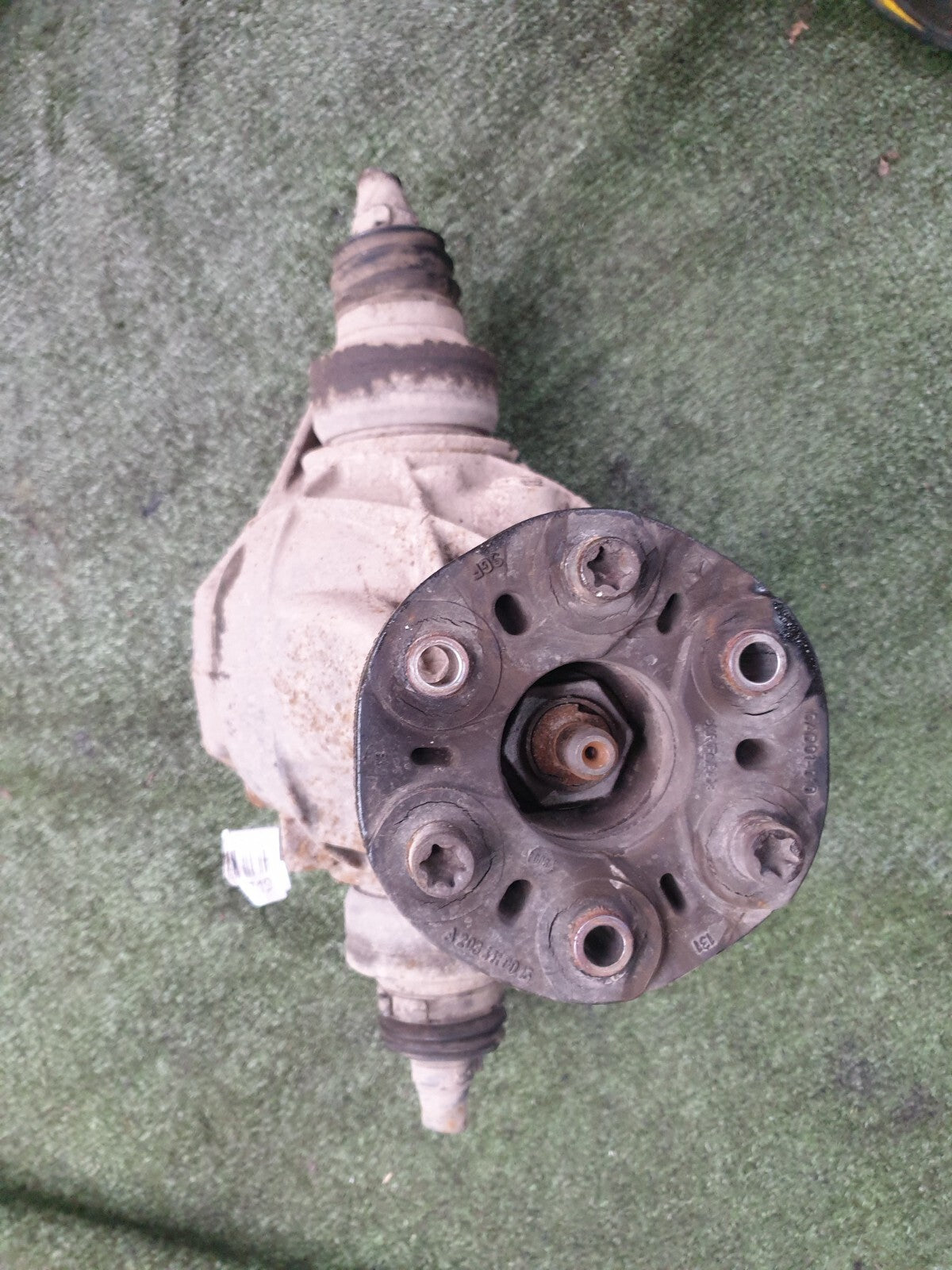 ✅2013 MERCEDES W212 AMG 2.1D REAR AXLE DIFFERENTIAL RATIO 2.47 2123507906 A141 - Image 8