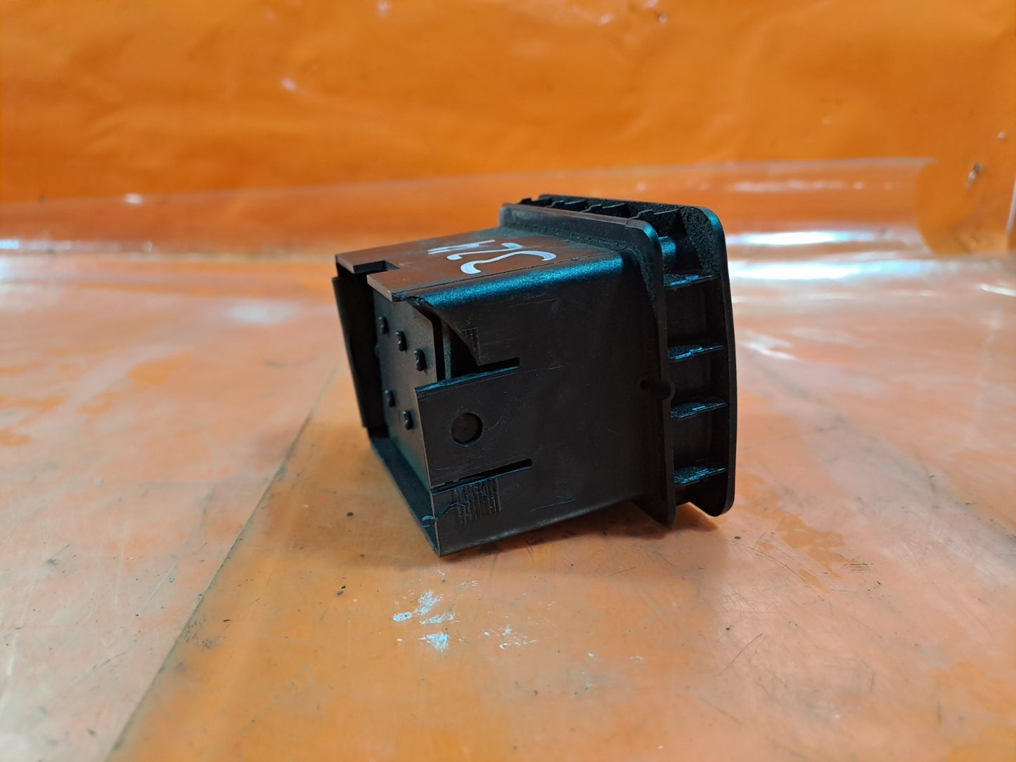 ebay-src:https://i.ebayimg.com/00/s/mtiwmfgxnjaw/z/rj4aaeswwk1pqc7b/$_57.jpg