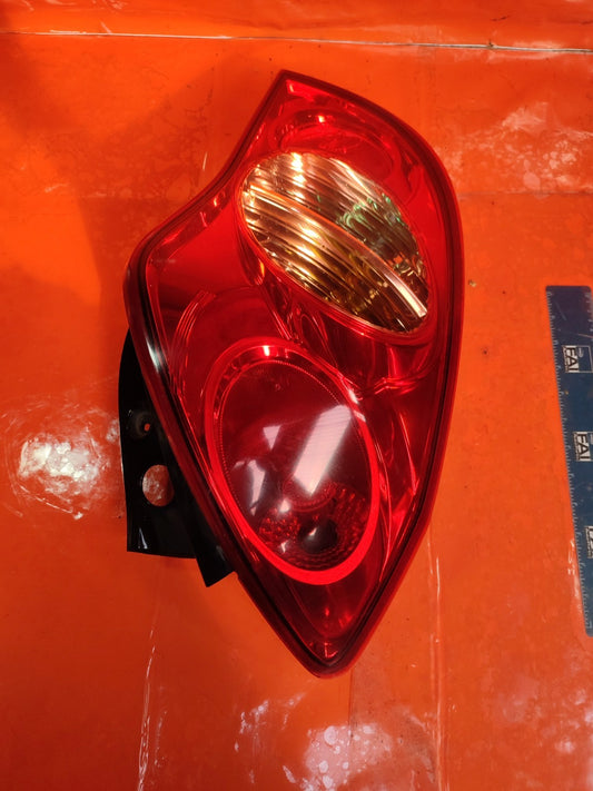 ✅SSANGYONG KORANDO ES 2.0 DIESEL 2011 REAR LEFT TAIL LIGHT Warranty A174 - Image 2
