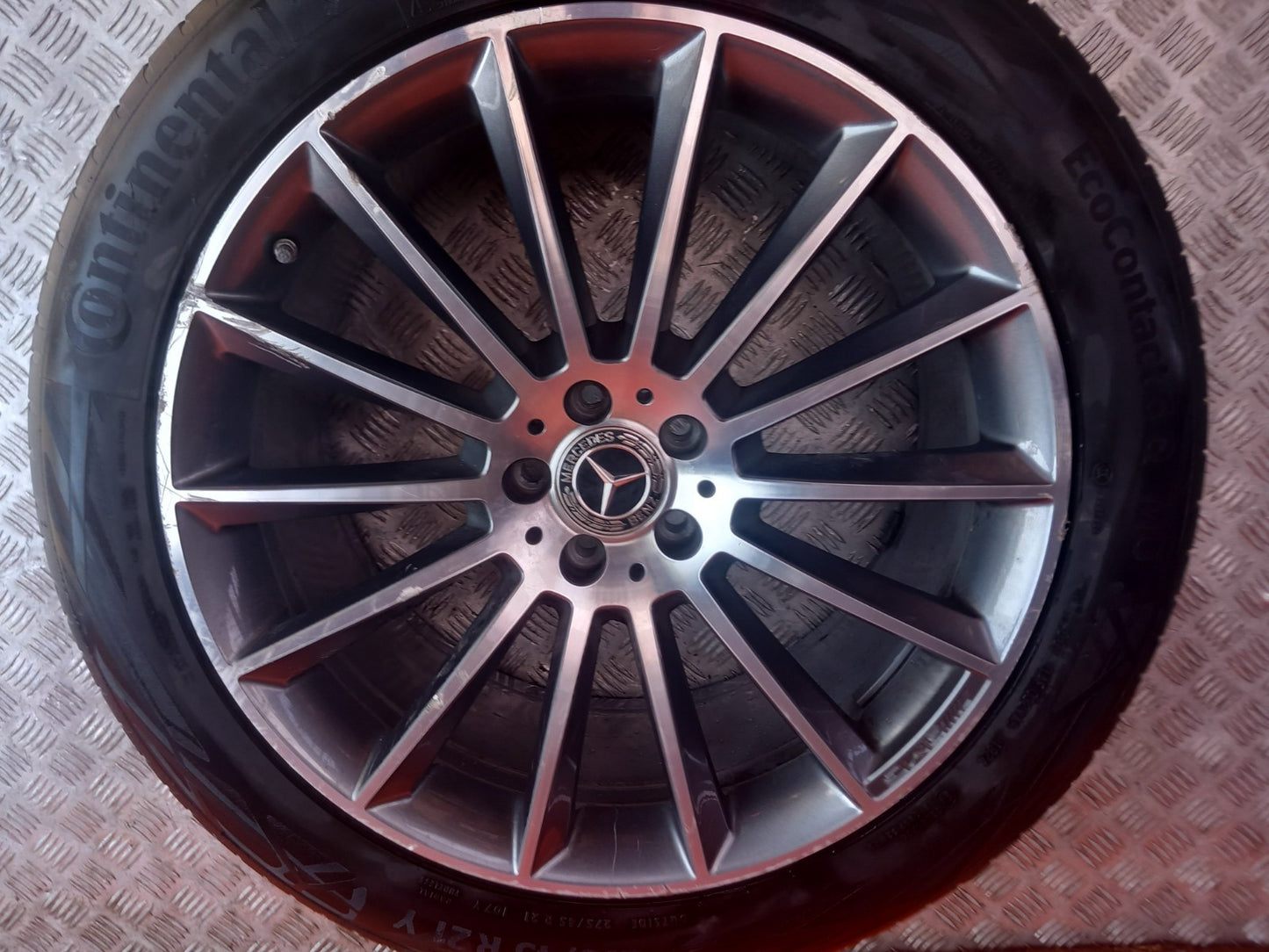 2025 Mercedes GLE W167 AMG Alloy Wheel w/ Tyre 275/45 R21 A1674013400 A397 - Image 2