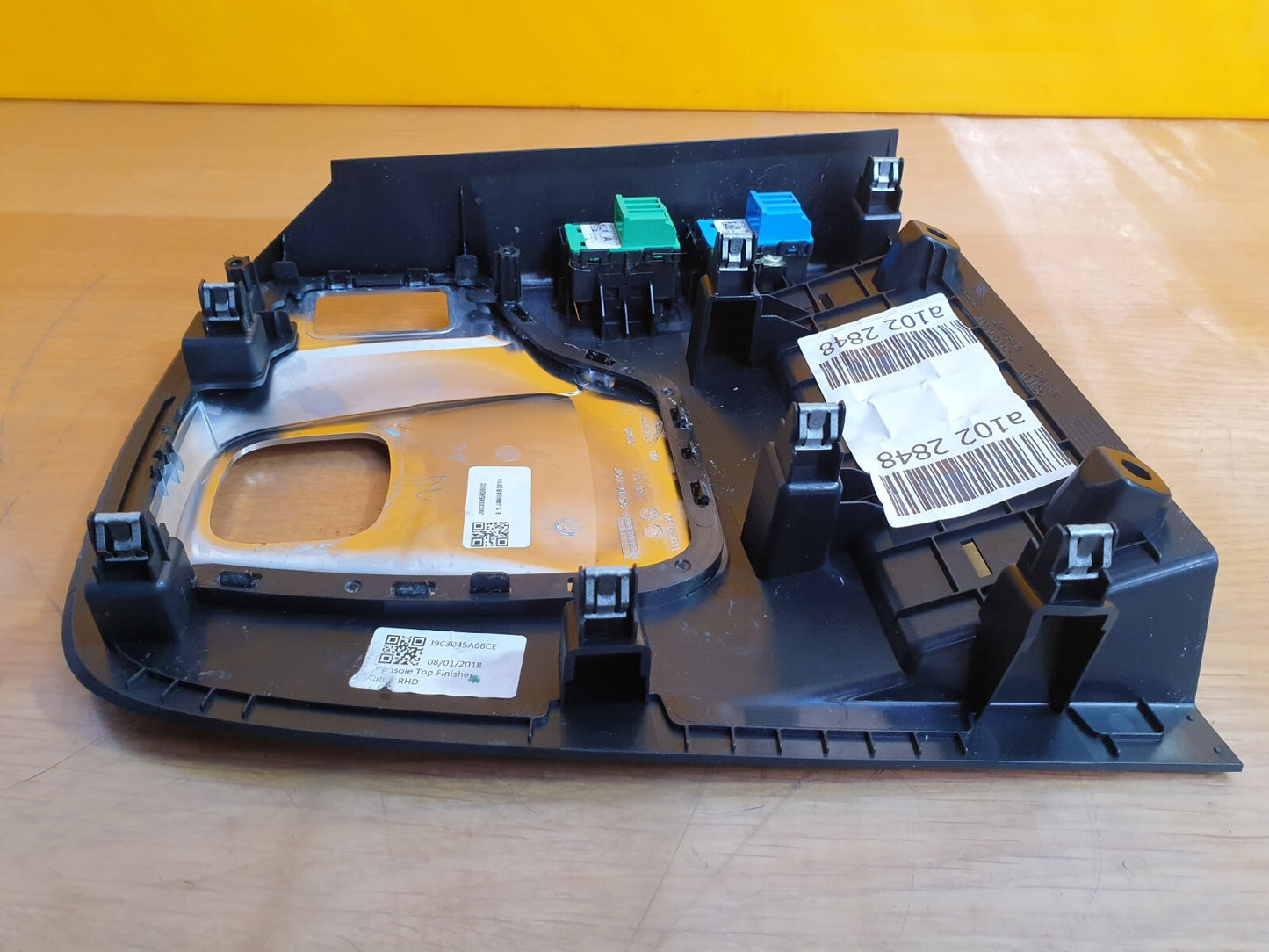 ✅Jaguar E-Pace X540 2018 Gear Selector Surround Trim J9C3045A66CE + Warranty - Image 9