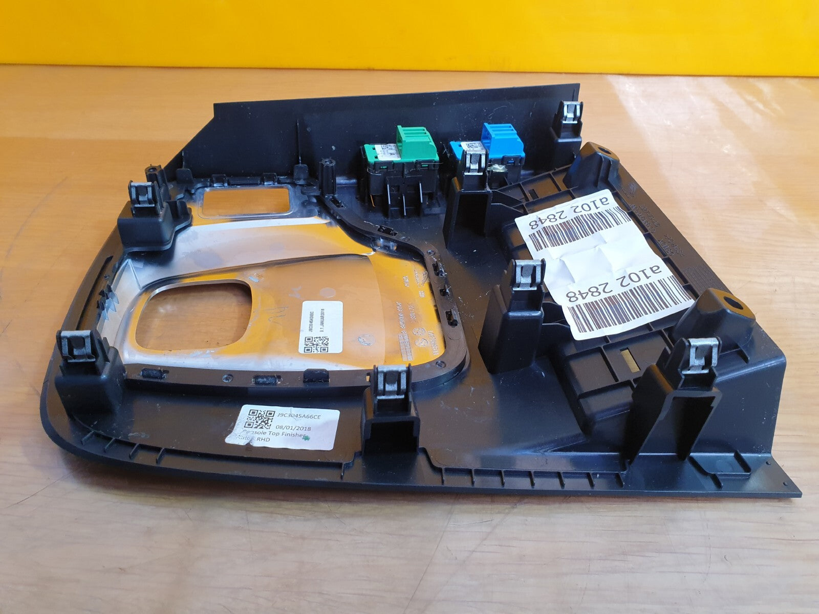 ✅Jaguar E-Pace X540 2018 Gear Selector Surround Trim J9C3045A66CE + Warranty - Image 9