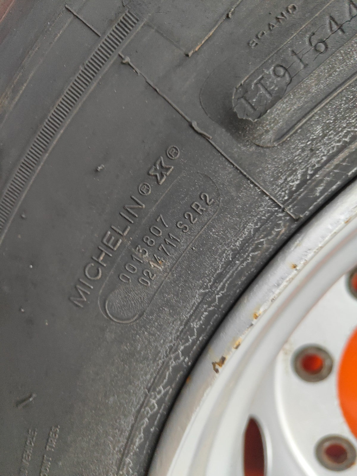 ✅2003 VOLVO FL 5.5D REAR ALLOY WHEEL WITH TYRE 265/70 R19.5 + WARRANTY A324 - Image 10