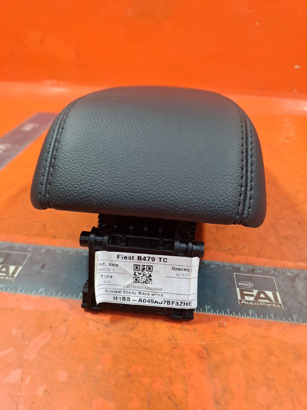 ✅2020 FORD FIESTA ACTIVE 1.0P CENTRE CONSOLE ARMREST H1BB-A045A07-BF A247 - Image 5
