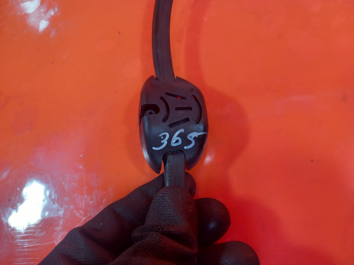 BMW F40 116D 1.5 Diesel 2021 Windscreen Washer Nozzle Jet 7453968 Warranty A365 - Image 7