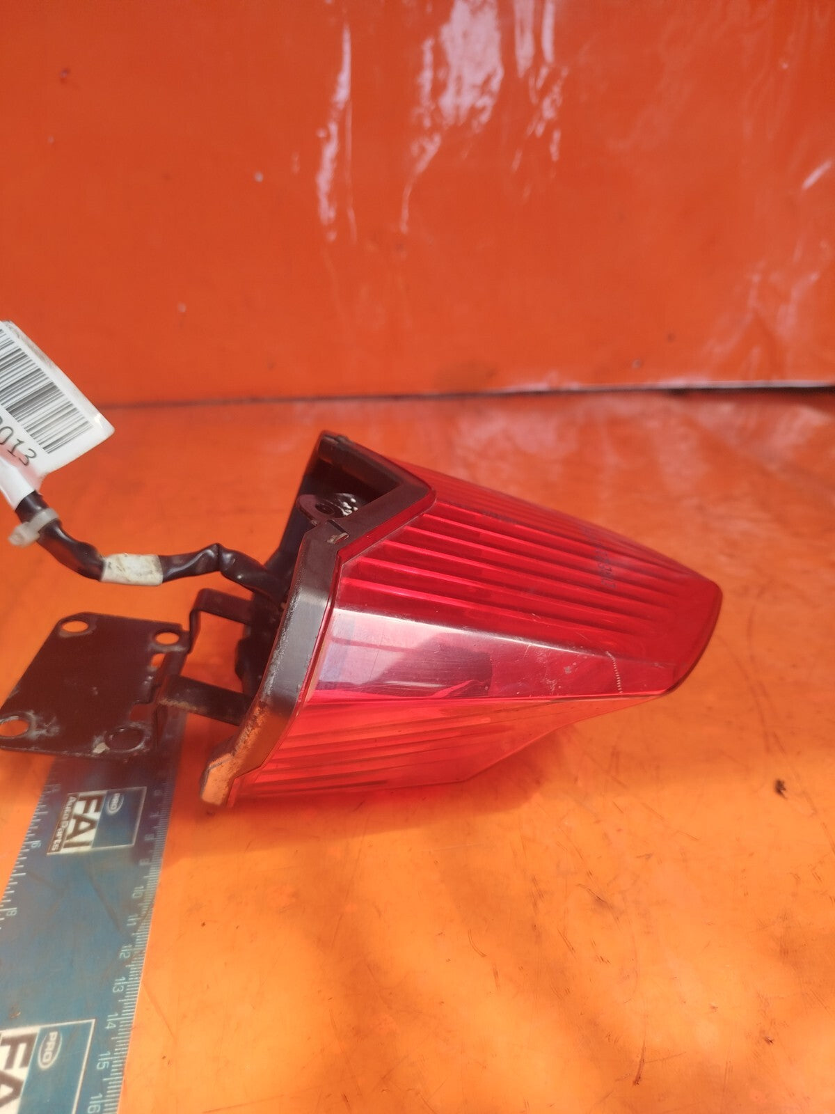 ✅2013 YAMAHA XJ6 F DIVERSION PETROL REAR TAIL LIGHT + WARRANTY A184 - Image 6