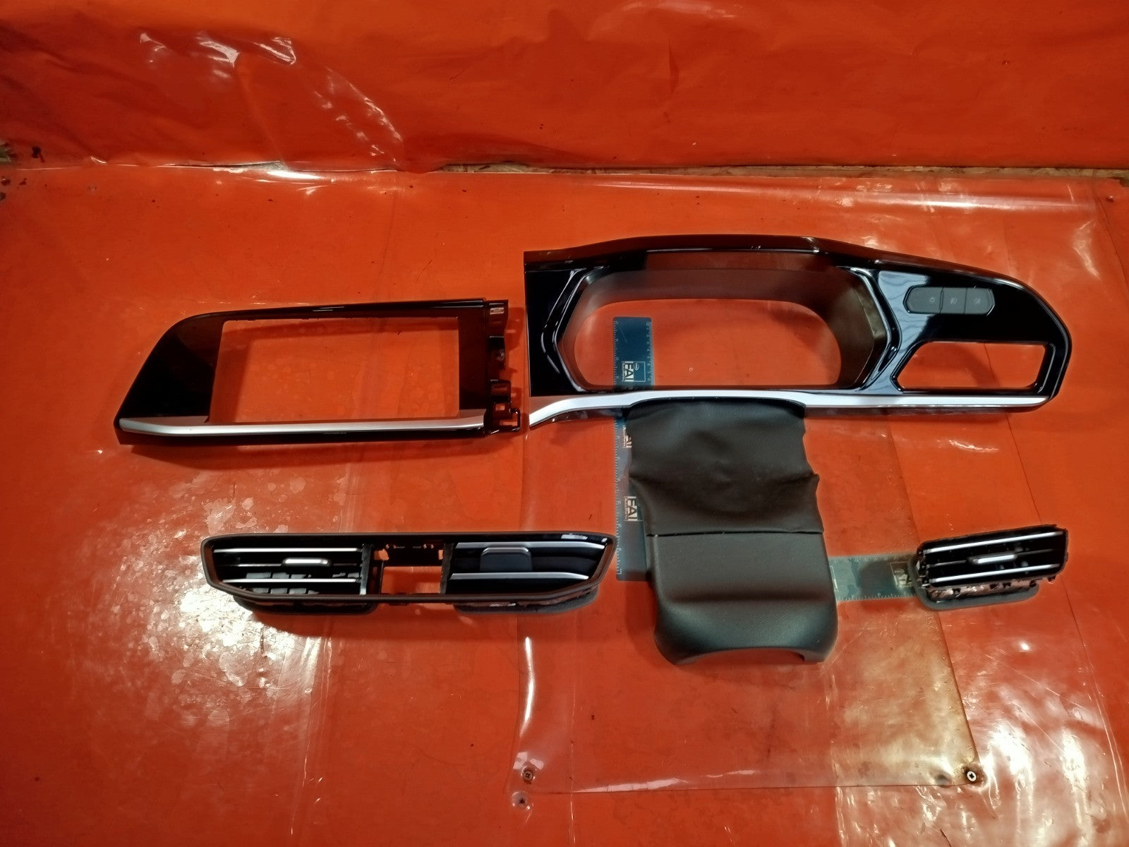 ebay-src:https://i.ebayimg.com/00/s/mtiwmfgxnjaw/z/fi0aaesw1cfpglhh/$_57.jpg