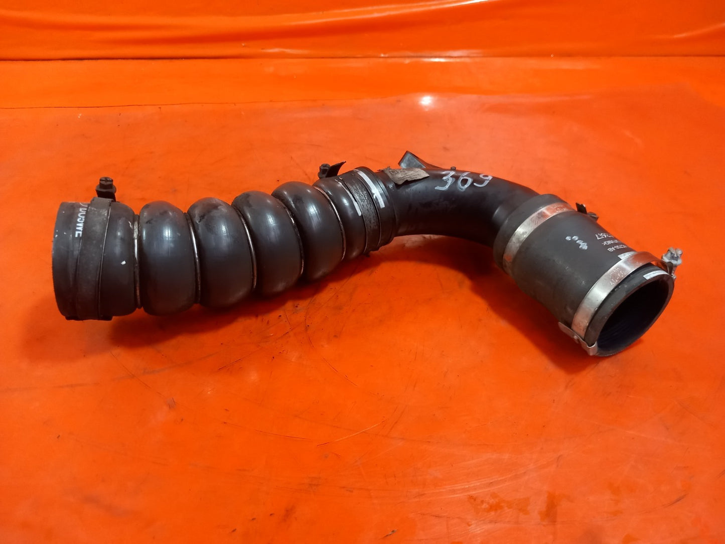ebay-src:https://i.ebayimg.com/00/s/mtiwmfgxnjaw/z/fu8aaeswkalqkwye/$_57.jpg